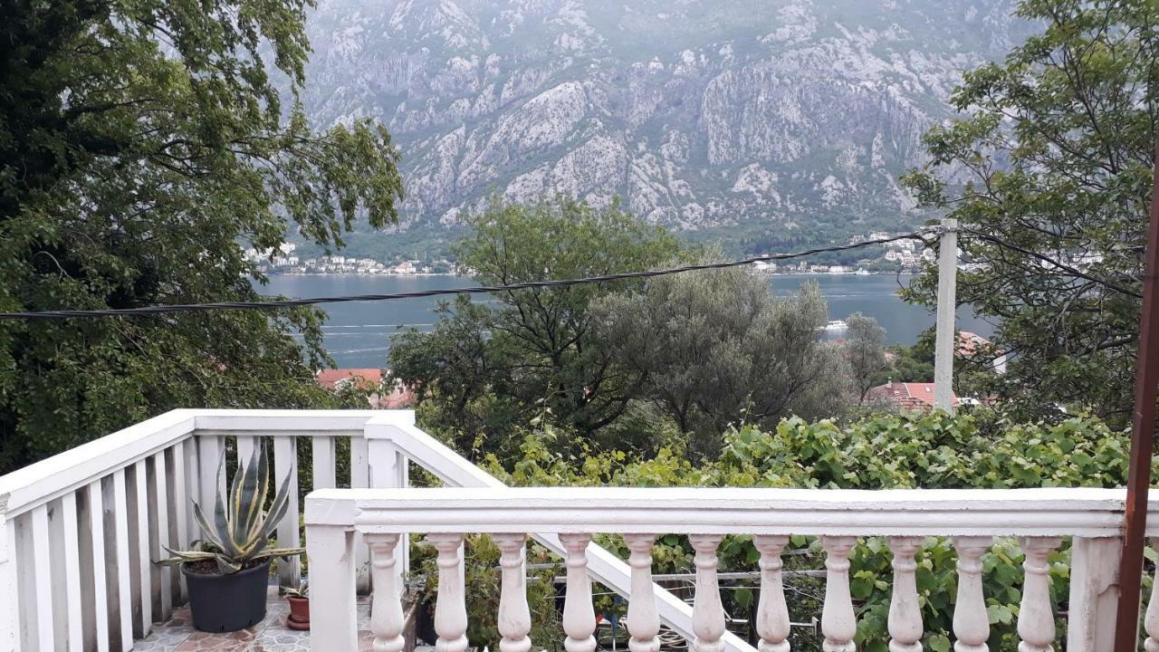 Vila Ruska Prčanj Εξωτερικό φωτογραφία