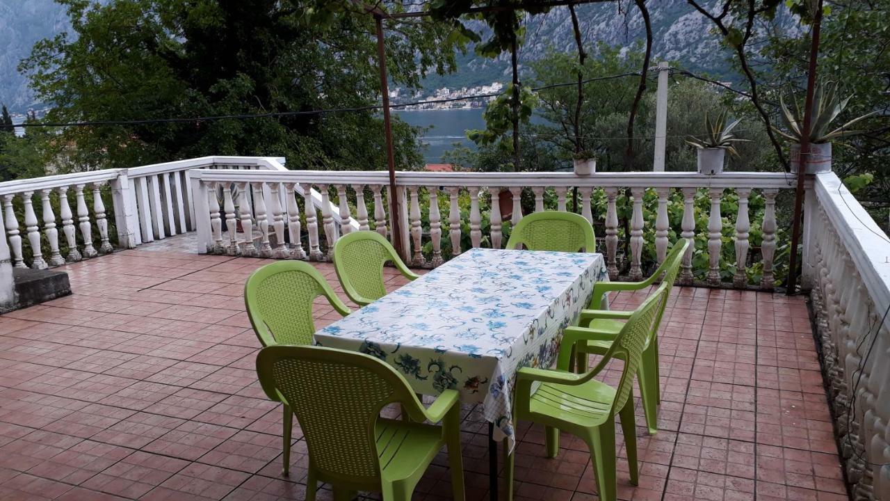 Vila Ruska Prčanj Εξωτερικό φωτογραφία