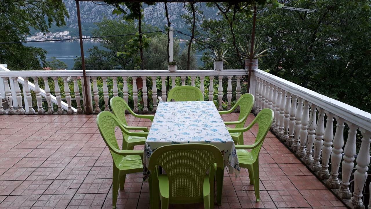 Vila Ruska Prčanj Εξωτερικό φωτογραφία